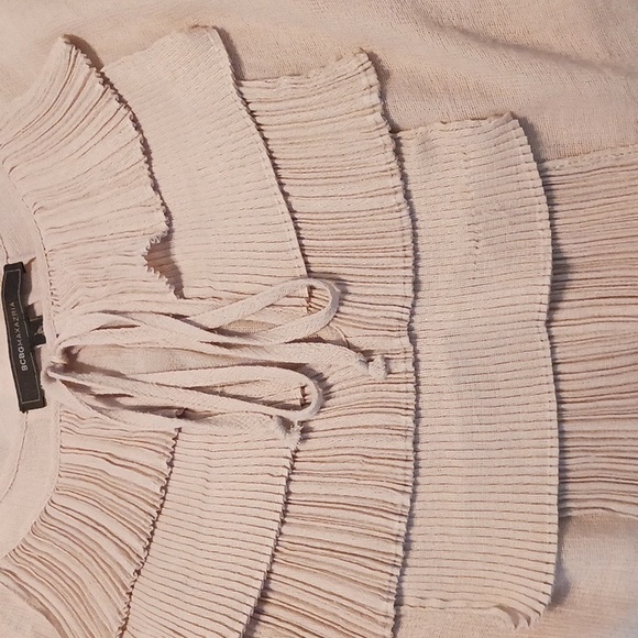 BCBGMaxAzria "Nettie" Ruffled Bib Sheer Sleeveless Blouse in Size M - Picture 5 of 6